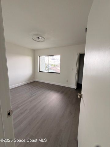 2085 Seawind Court, Melbourne, FL 32903