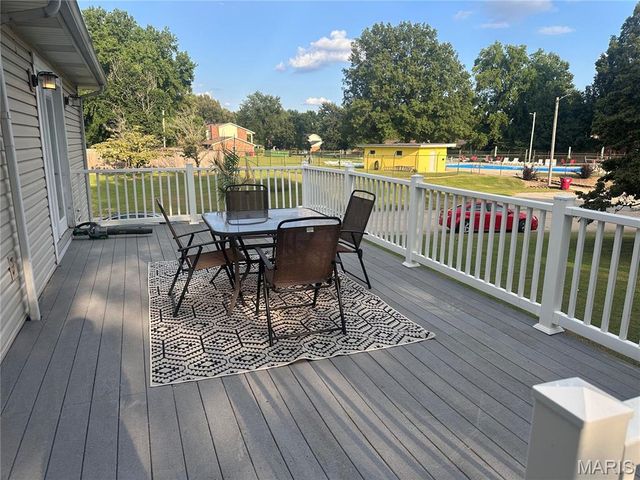 303 Kennedy Drive, Sikeston, MO 63801