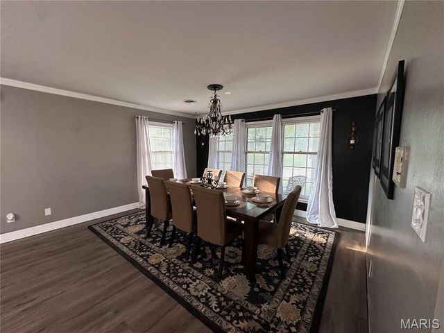 303 Kennedy Drive, Sikeston, MO 63801