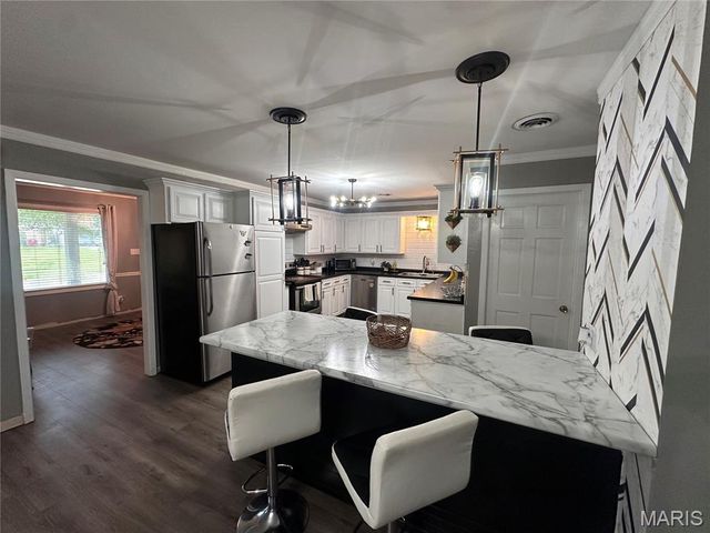 303 Kennedy Drive, Sikeston, MO 63801