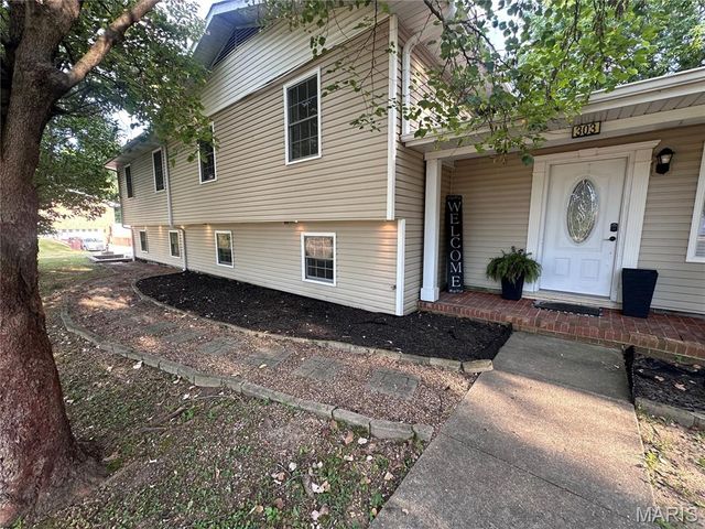 303 Kennedy Drive, Sikeston, MO 63801