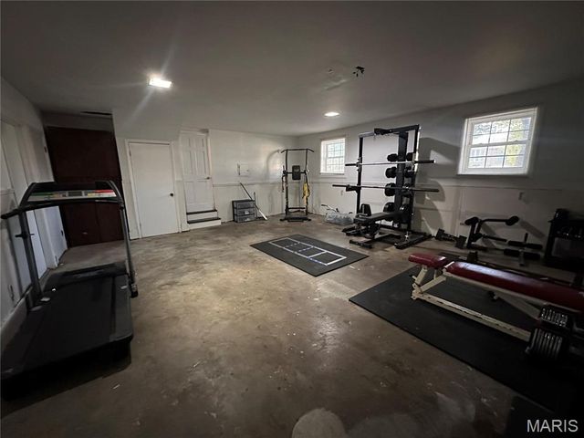 303 Kennedy Drive, Sikeston, MO 63801