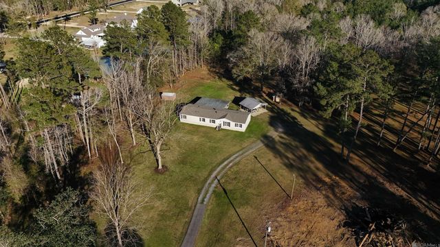 32438 Weiss Rd, Walker, LA 70785