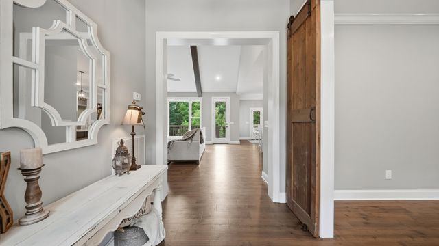557 Knobb Hill Drive NW, Cleveland, TN 37312
