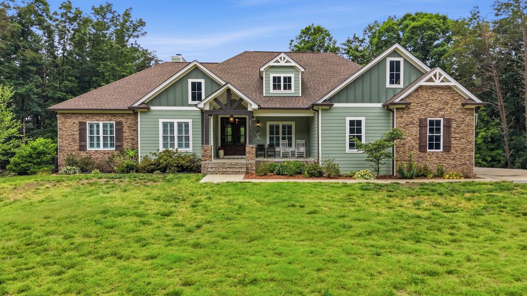 557 Knobb Hill Drive NW, Cleveland, TN 37312
