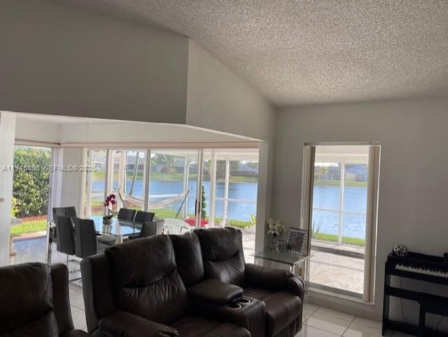 600 SE 25th Ln, Homestead, FL 33033