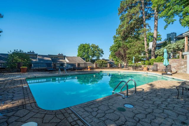 304 Lookout Pt Apt A4, Hot Springs, AR 71913