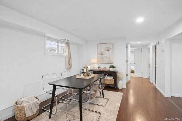 85 Bedford Avenue, Freeport, NY 11520