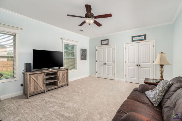 227 Misty Valley Lane, Bonaire, GA 31005