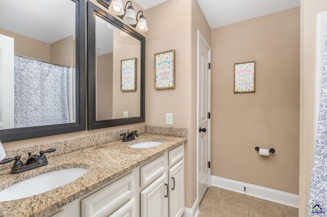 227 Misty Valley Lane, Bonaire, GA 31005