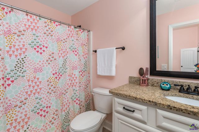 227 Misty Valley Lane, Bonaire, GA 31005