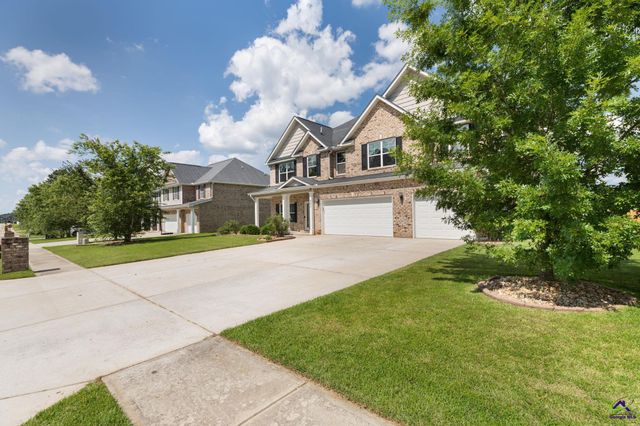 227 Misty Valley Lane, Bonaire, GA 31005