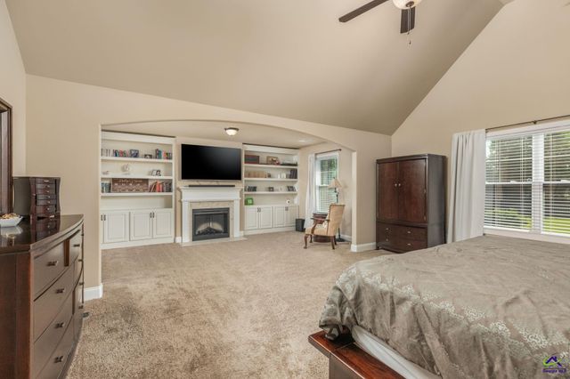 227 Misty Valley Lane, Bonaire, GA 31005