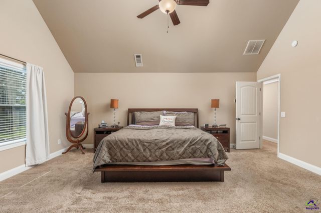 227 Misty Valley Lane, Bonaire, GA 31005