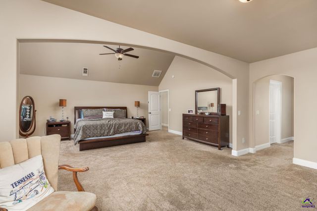 227 Misty Valley Lane, Bonaire, GA 31005