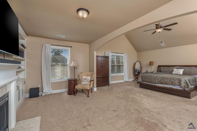 227 Misty Valley Lane, Bonaire, GA 31005