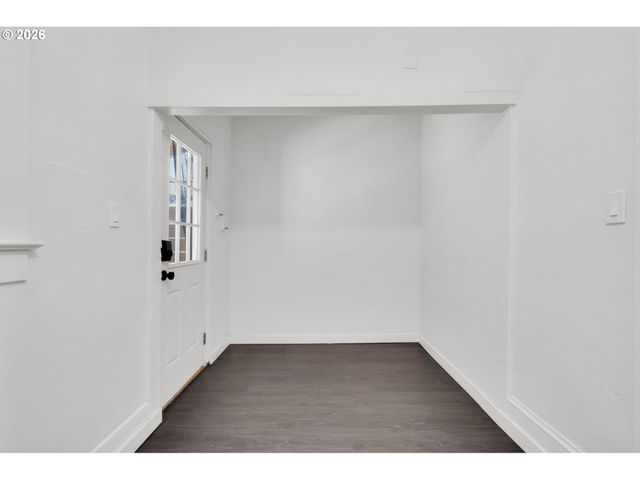2307 Ne EVERETT St, Portland, OR 97232