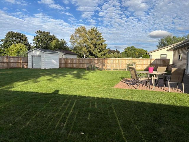 532 WILLOW DRIVE, Kaukauna, WI 54130