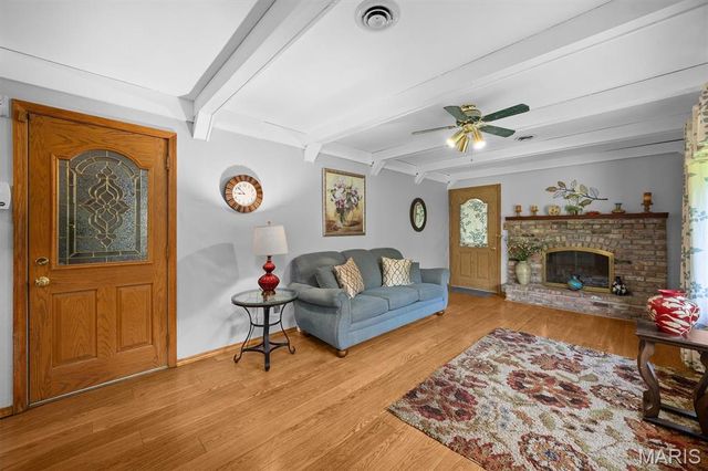 1418 W Main Street, Collinsville, IL 62234
