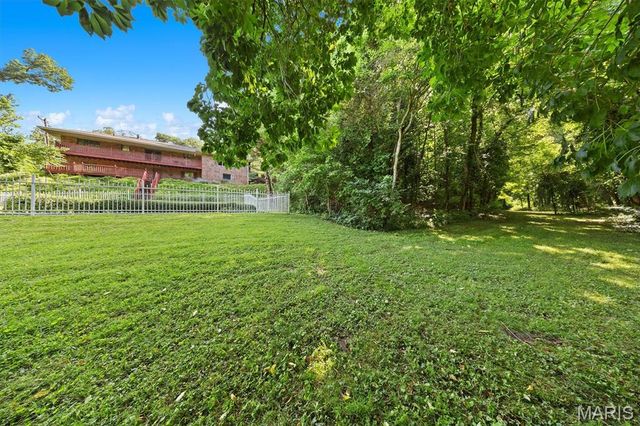 1418 W Main Street, Collinsville, IL 62234