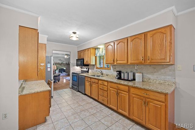 1418 W Main Street, Collinsville, IL 62234