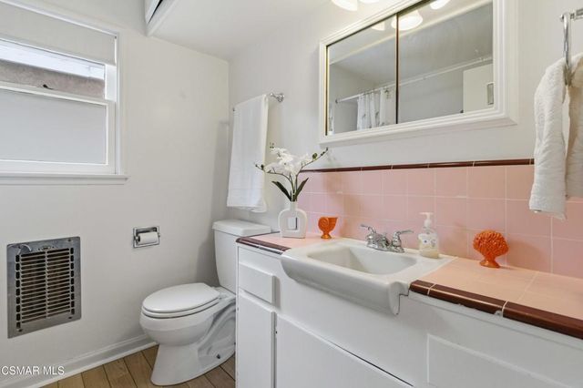 21331 Dumetz Road, Woodland Hills, CA 91364