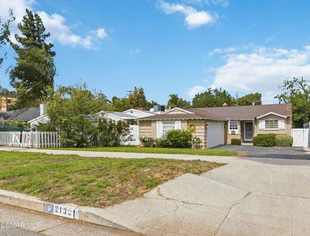 21331 Dumetz Road, Woodland Hills, CA 91364