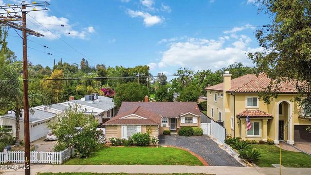 21331 Dumetz Road, Woodland Hills, CA 91364