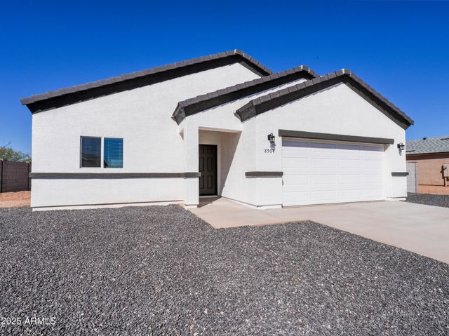 8504 W Teresita Drive, Arizona City, AZ 85123