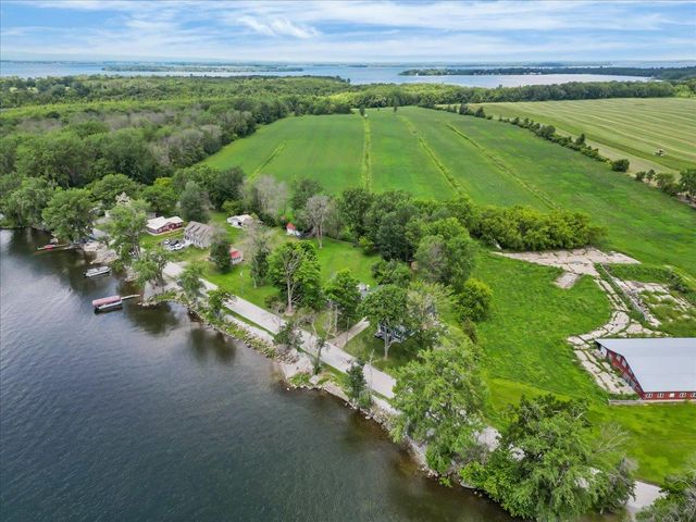 1046 Hathaway Point Road, St. Albans Town, VT 05478