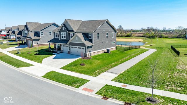 1041 Elmwood Lane, Greenwood, IN 46143