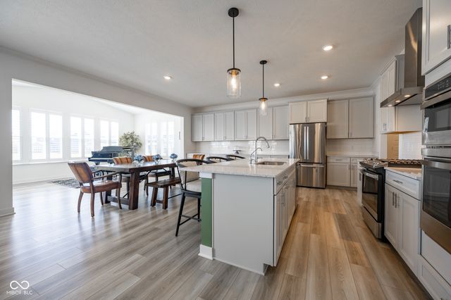 1041 Elmwood Lane, Greenwood, IN 46143