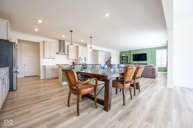 1041 Elmwood Lane, Greenwood, IN 46143