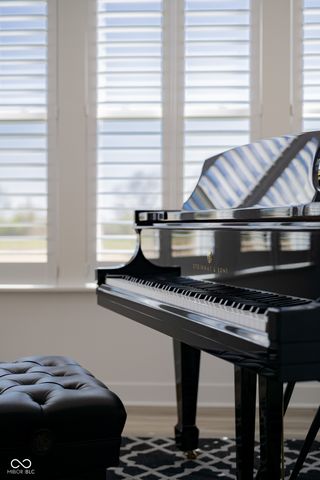 1041 Elmwood Lane, Greenwood, IN 46143