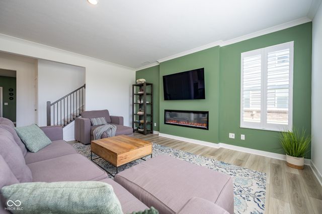 1041 Elmwood Lane, Greenwood, IN 46143