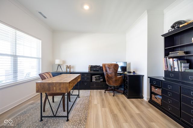 1041 Elmwood Lane, Greenwood, IN 46143