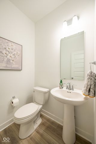 1041 Elmwood Lane, Greenwood, IN 46143