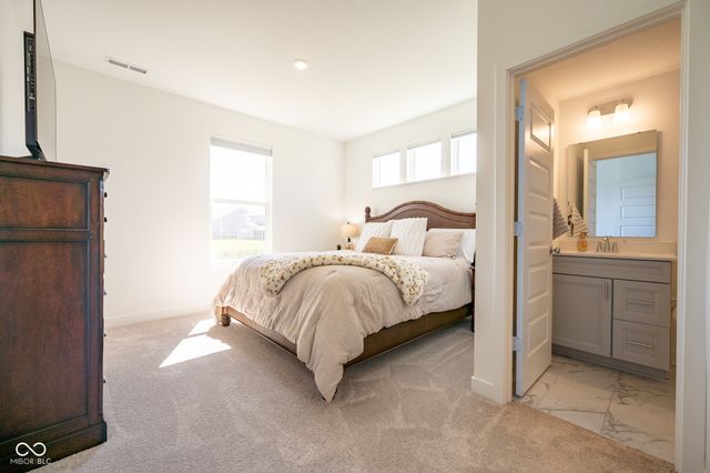 1041 Elmwood Lane, Greenwood, IN 46143