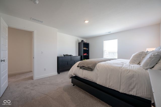 1041 Elmwood Lane, Greenwood, IN 46143