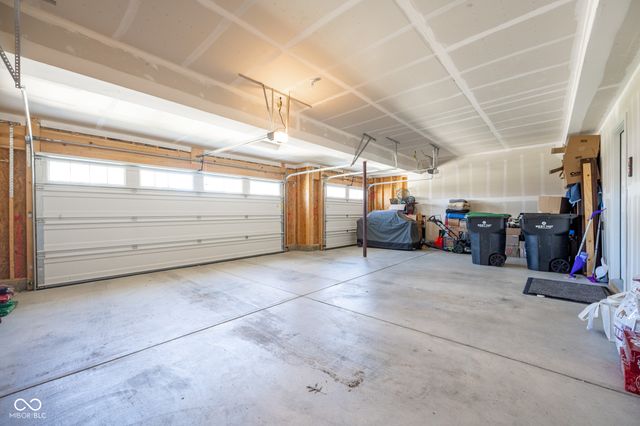 1041 Elmwood Lane, Greenwood, IN 46143