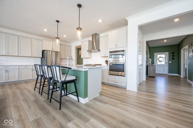 1041 Elmwood Lane, Greenwood, IN 46143