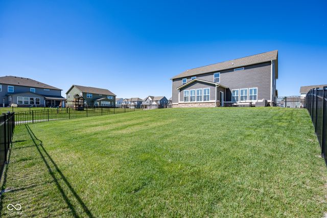 1041 Elmwood Lane, Greenwood, IN 46143