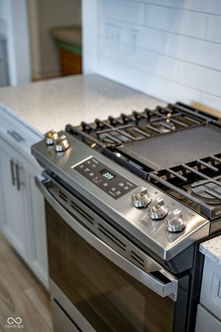 1041 Elmwood Lane, Greenwood, IN 46143