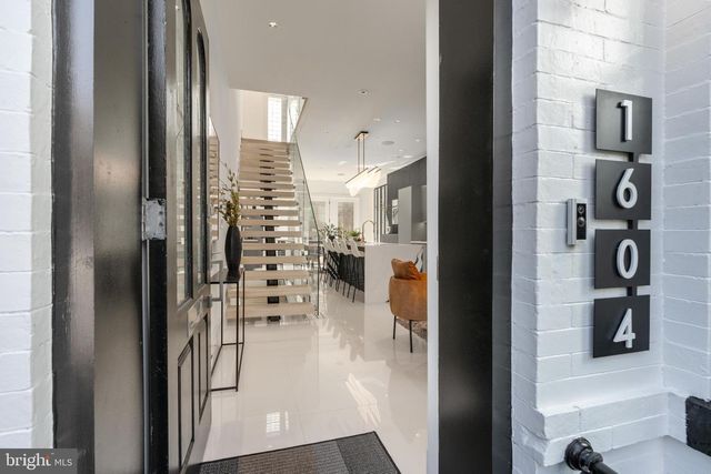 1604 13TH ST NW, Washington, DC 20009