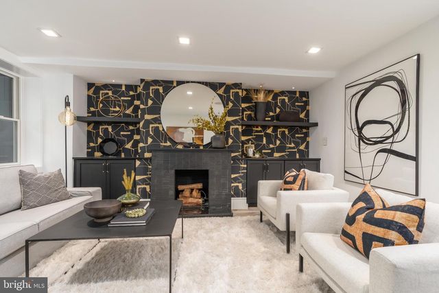 1604 13TH ST NW, Washington, DC 20009