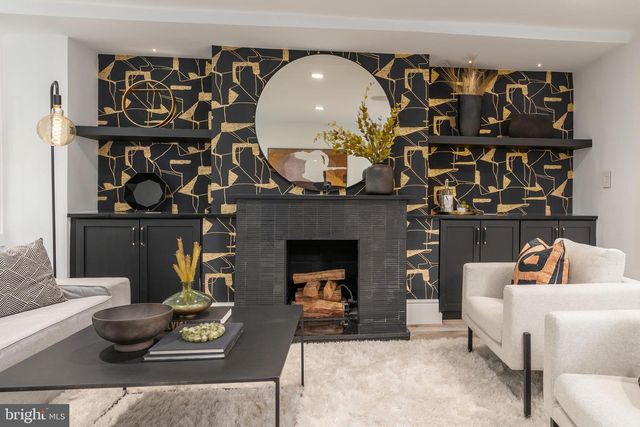 1604 13TH ST NW, Washington, DC 20009