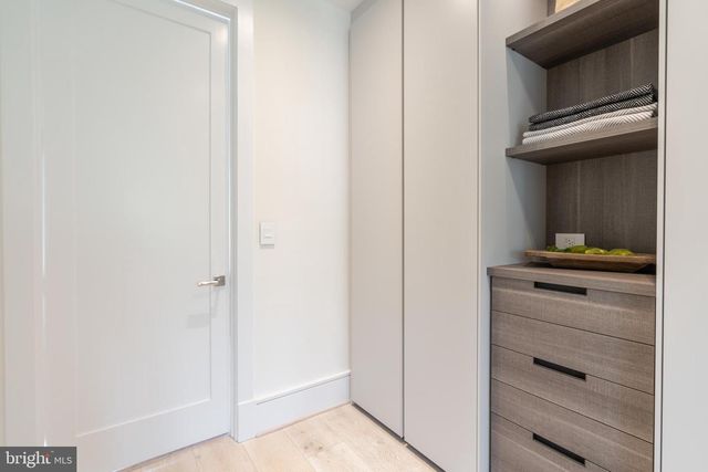 1604 13TH ST NW, Washington, DC 20009