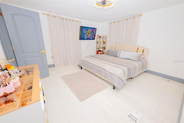 2932 LARSON STREET, Kissimmee, FL 34741