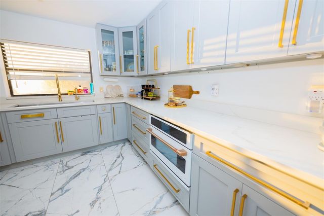 2932 LARSON STREET, Kissimmee, FL 34741