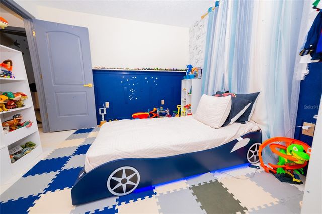 2932 LARSON STREET, Kissimmee, FL 34741